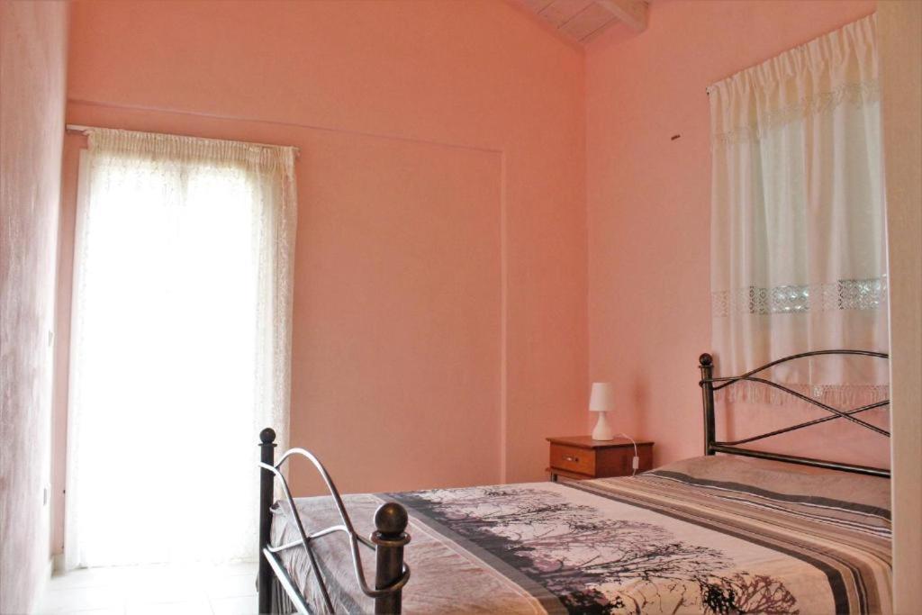 Zeus And Hera Apartments Nikiana Extérieur photo