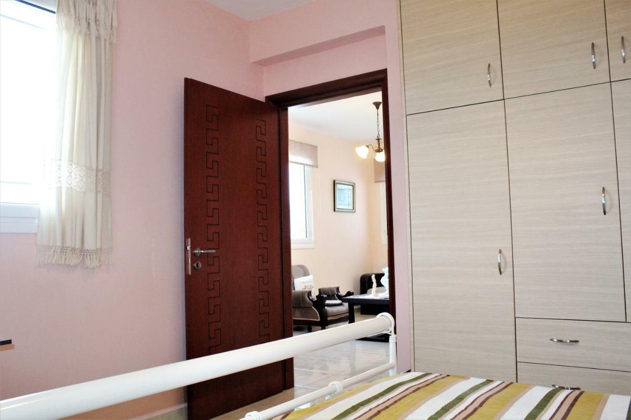 Zeus And Hera Apartments Nikiana Extérieur photo