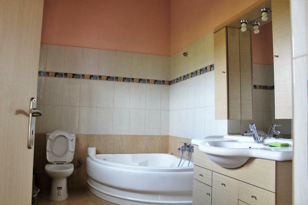 Zeus And Hera Apartments Nikiana Extérieur photo