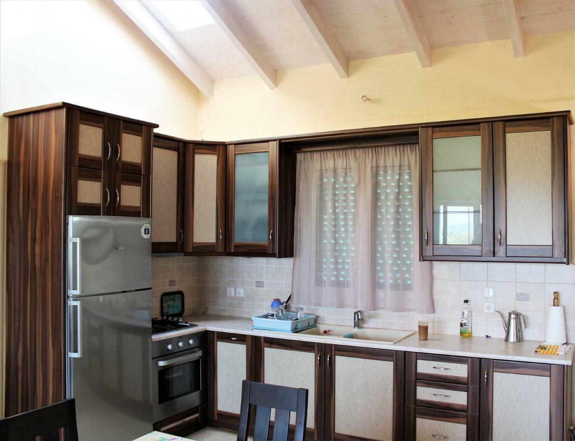 Zeus And Hera Apartments Nikiana Extérieur photo